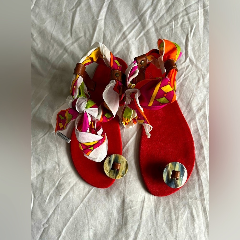 Avec Moderation Italian Made Vibrant Scarf Leather Fun Sandals sz 39 GUC